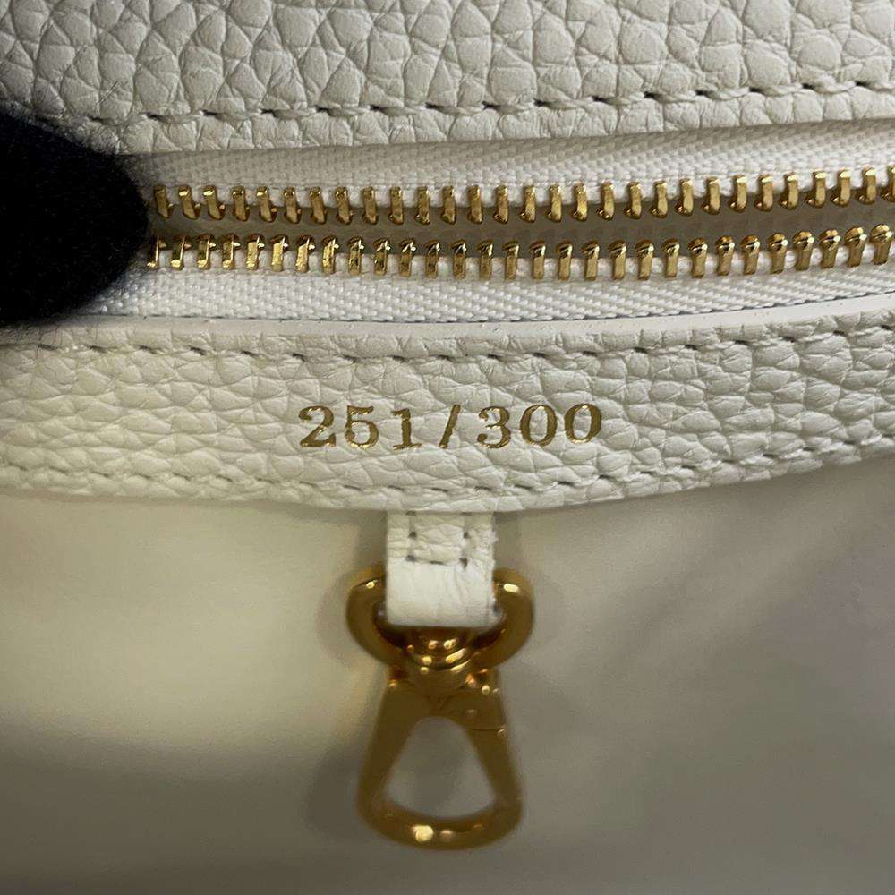 LOUIS VUITTON Capucines Urs Fischer Limited to 300 pieces WhiteM53643 Taurillon Leather Size BB
