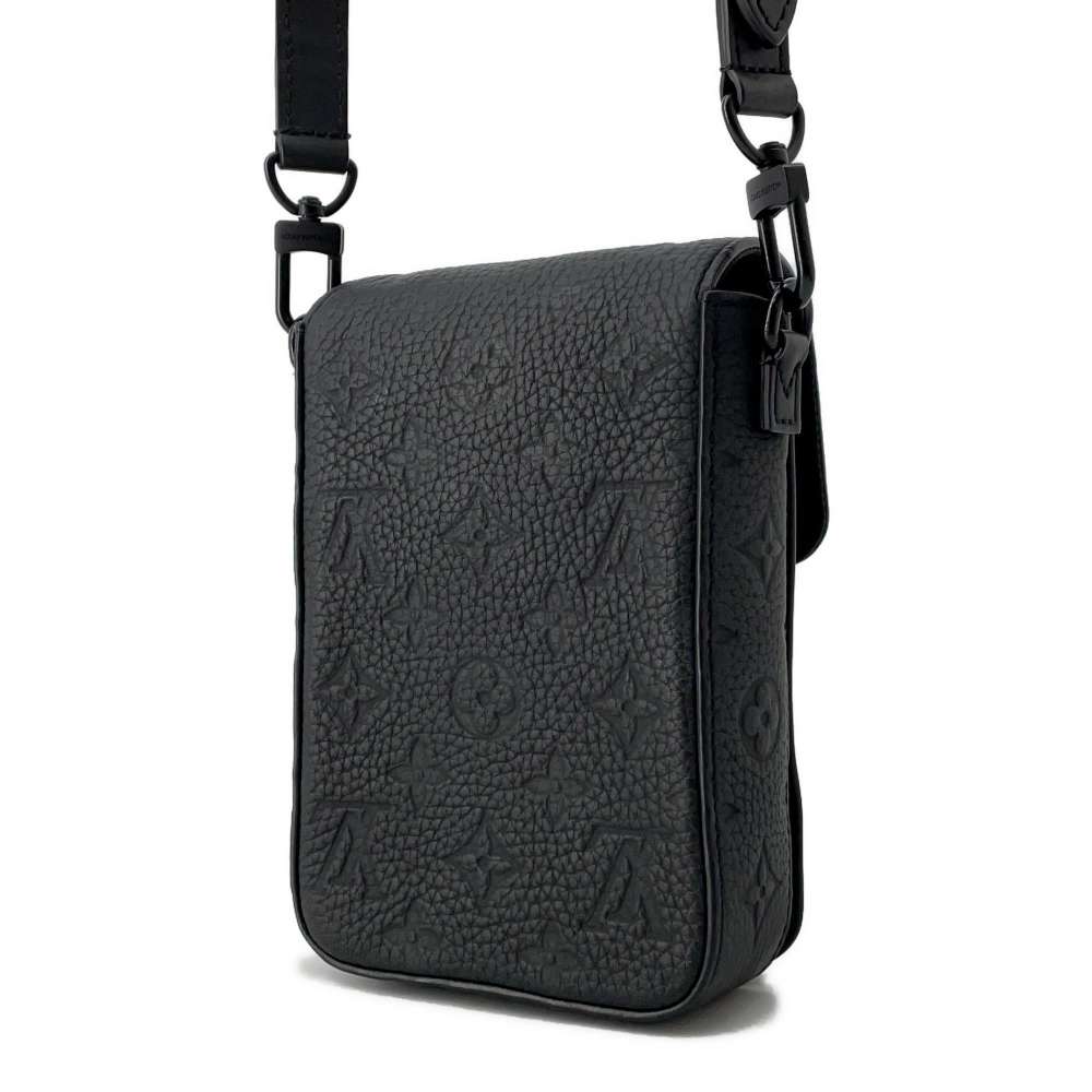 LOUIS VUITTON SPadlock Vertical Wearable Wallet NoirM82252 Monogram Eclipse