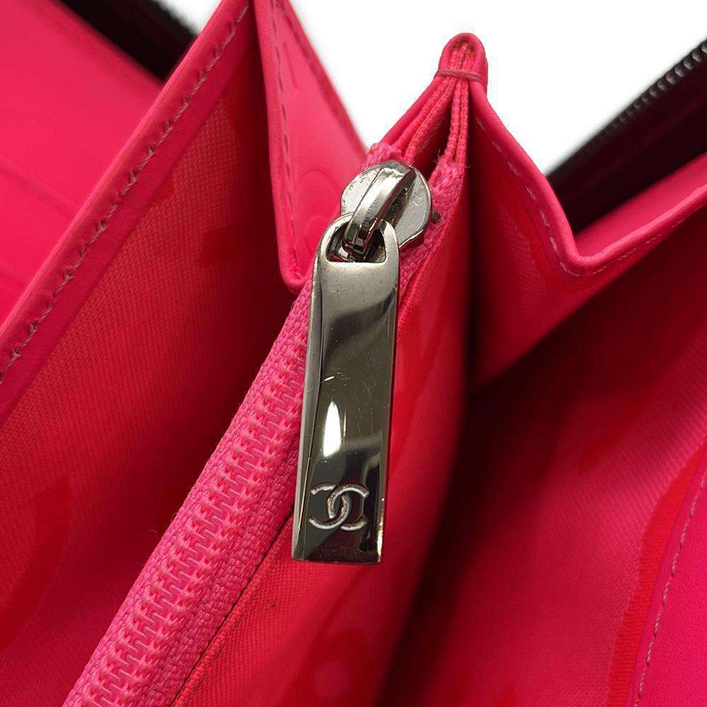 CHANEL Cambon Line Zip Around Long Cloth BlackA48660 Lambskin