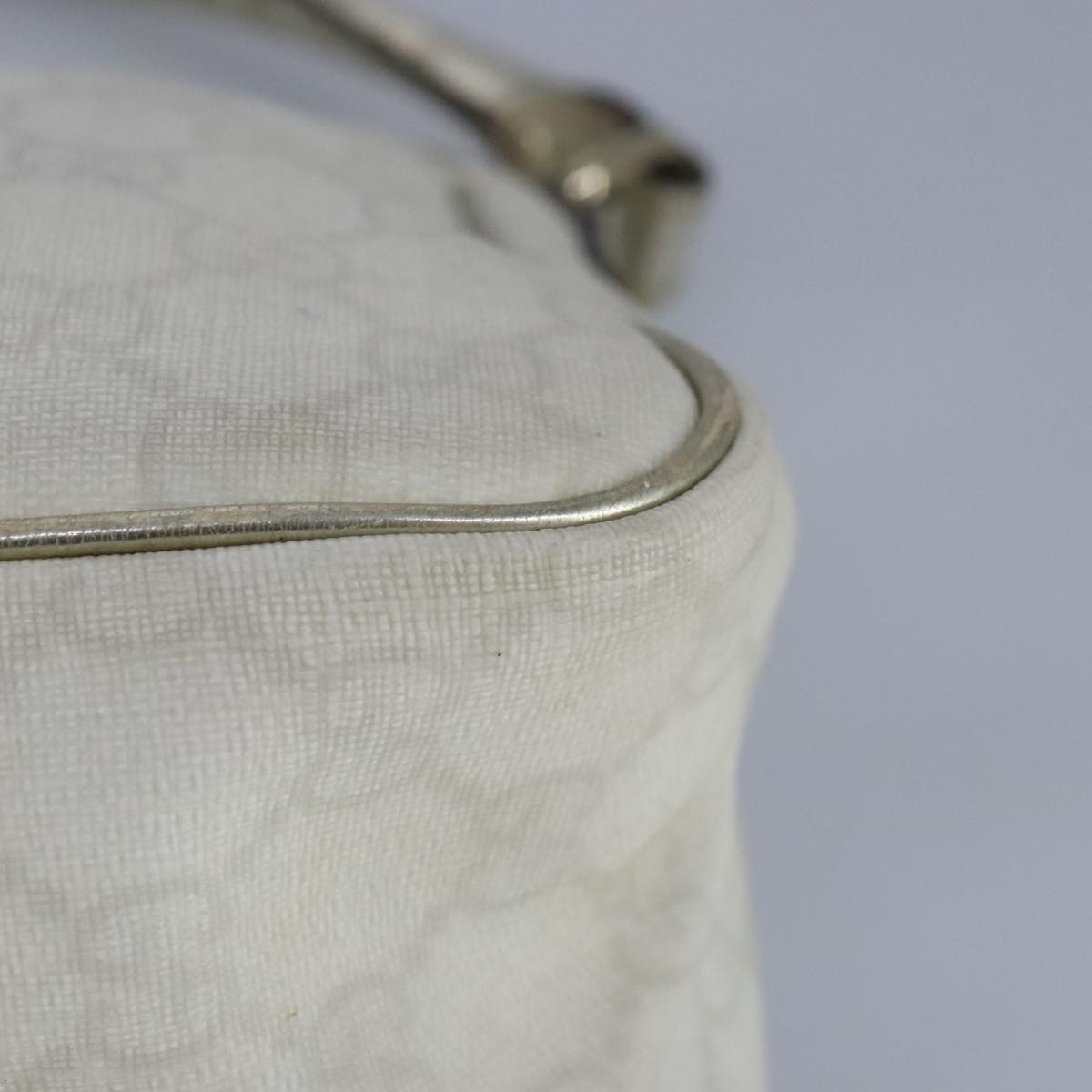 GUCCI GG Supreme Hand Bag PVC Leather White Gold 190258 100380