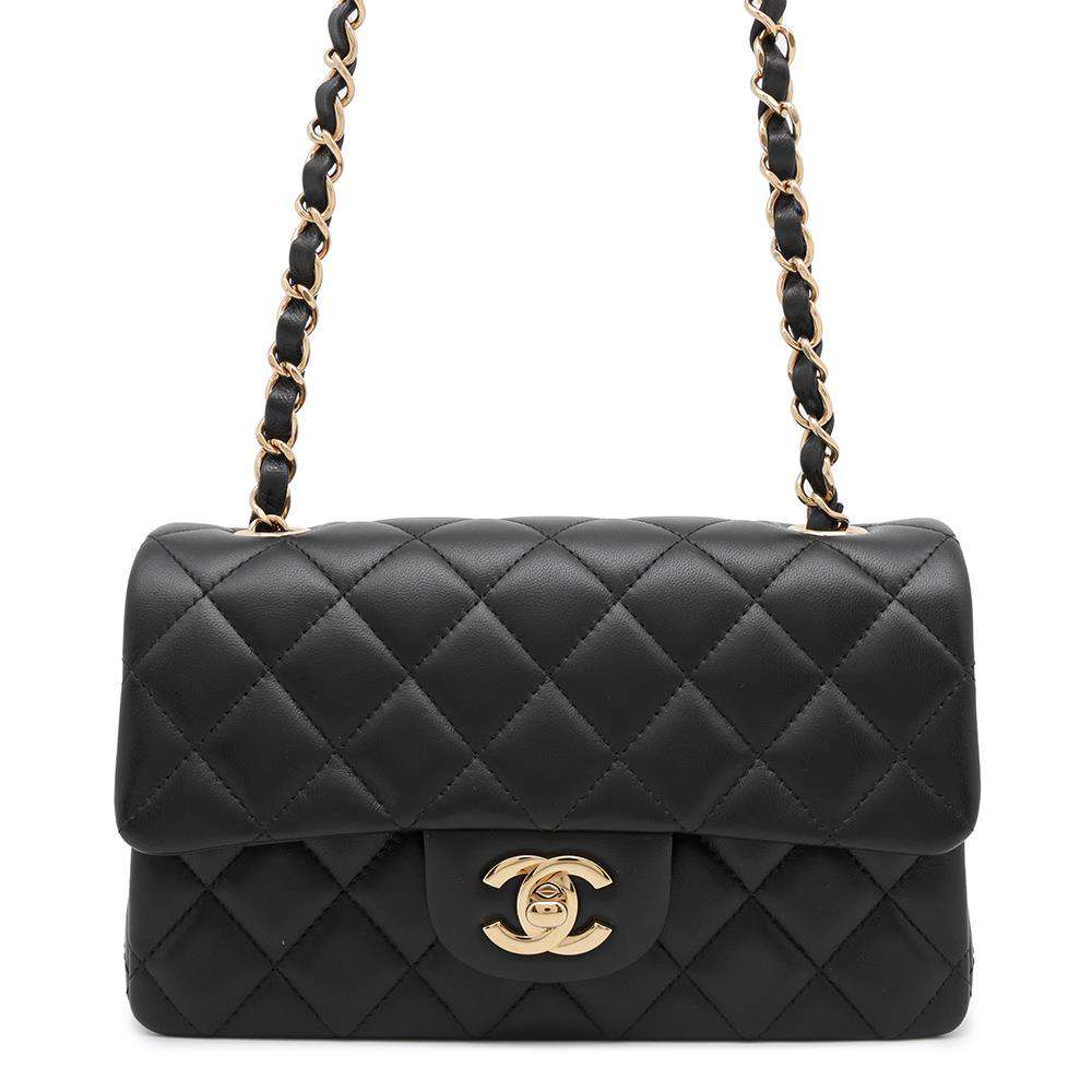 CHANEL Matelasse Single Flap ChainShoulder Bag BlackA69900 Lambskin Size 20