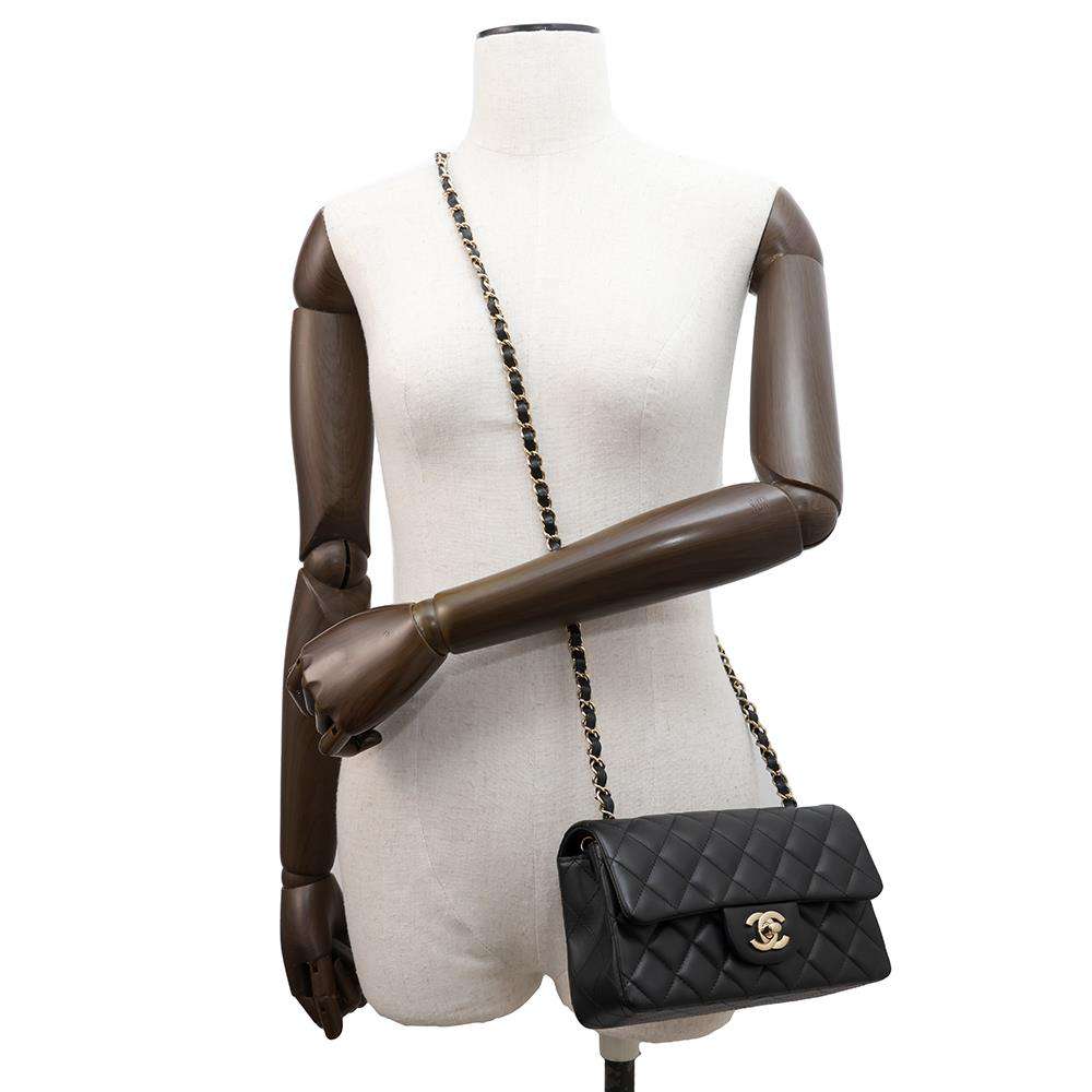 CHANEL Matelasse Single Flap ChainShoulder Bag BlackA69900 Lambskin Size 20