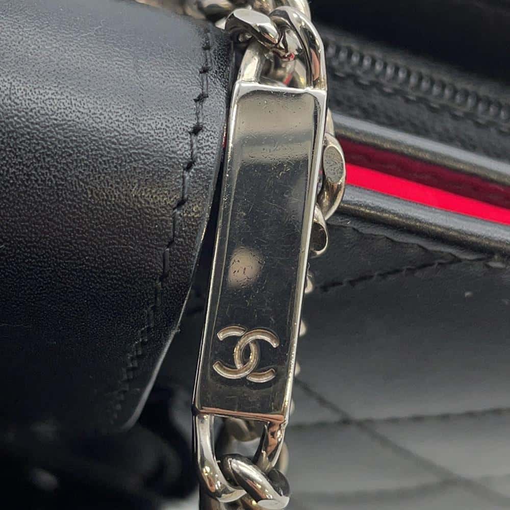 CHANEL Cambon Bifold Wallet BlackA50080 Leather/Enamel