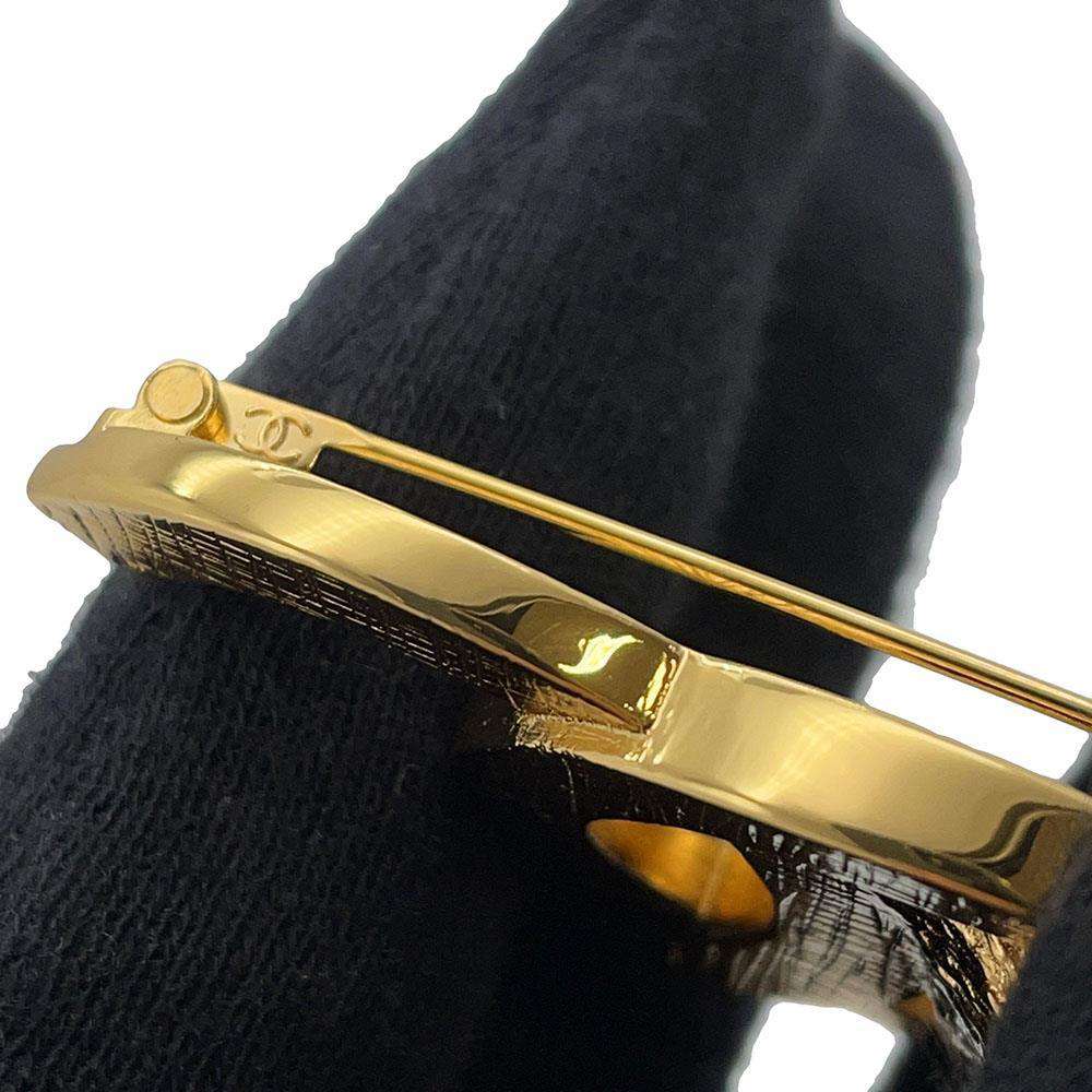 CHANEL CC Logo Brooch Gold Metal