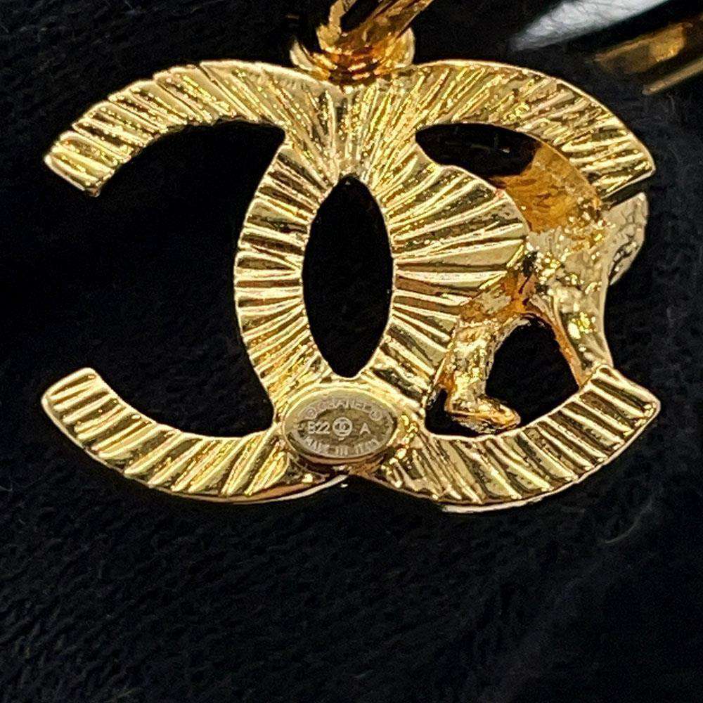 CHANEL CC Logo Earrings Gold Metal
