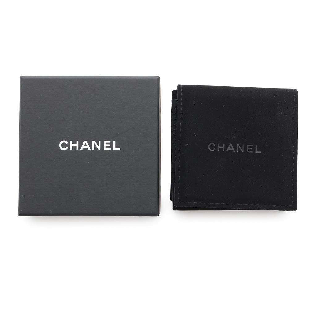 CHANEL CC Logo Earrings Gold Metal