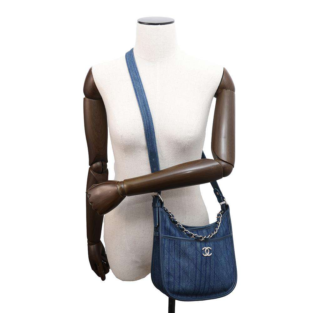 CHANEL Matelasse CC Logo Hobo Bag Blue Denim