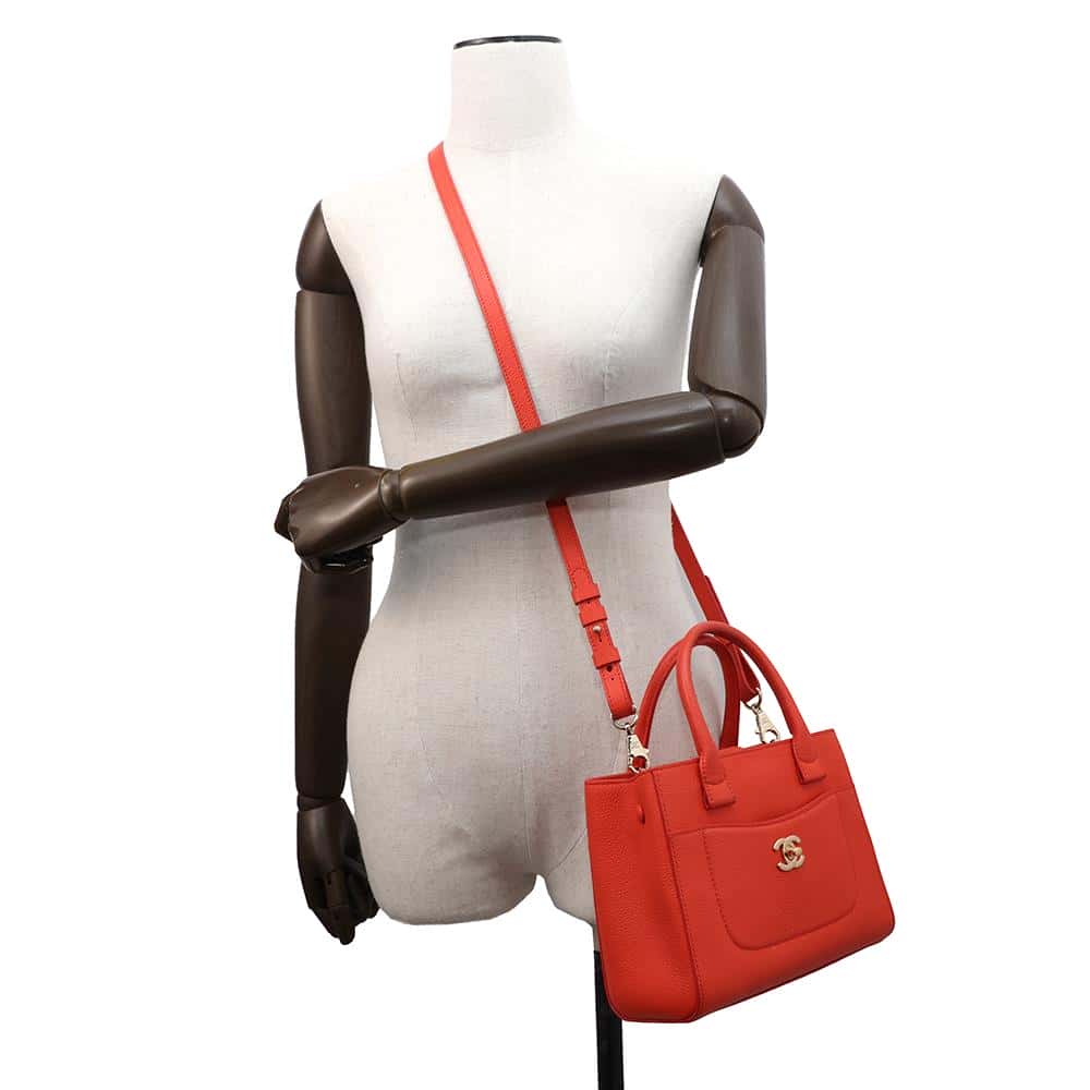 CHANEL Neo Executive Tote RedA69929 Leather Size Small