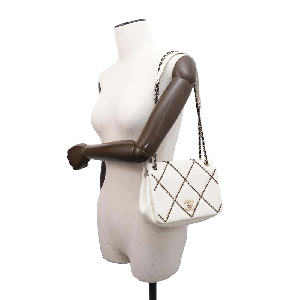 CHANEL ChainShoulder White/BlackAS2383 Lambskin
