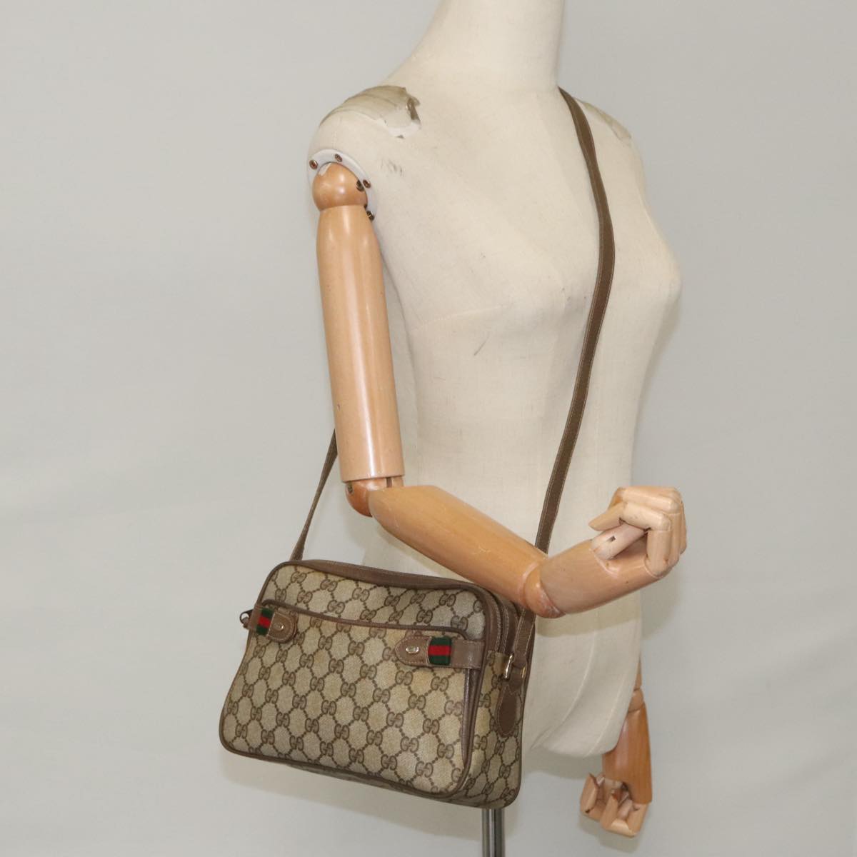 GUCCI GG Supreme Web Sherry Line Shoulder Bag PVC Beige 93 02 049 100696