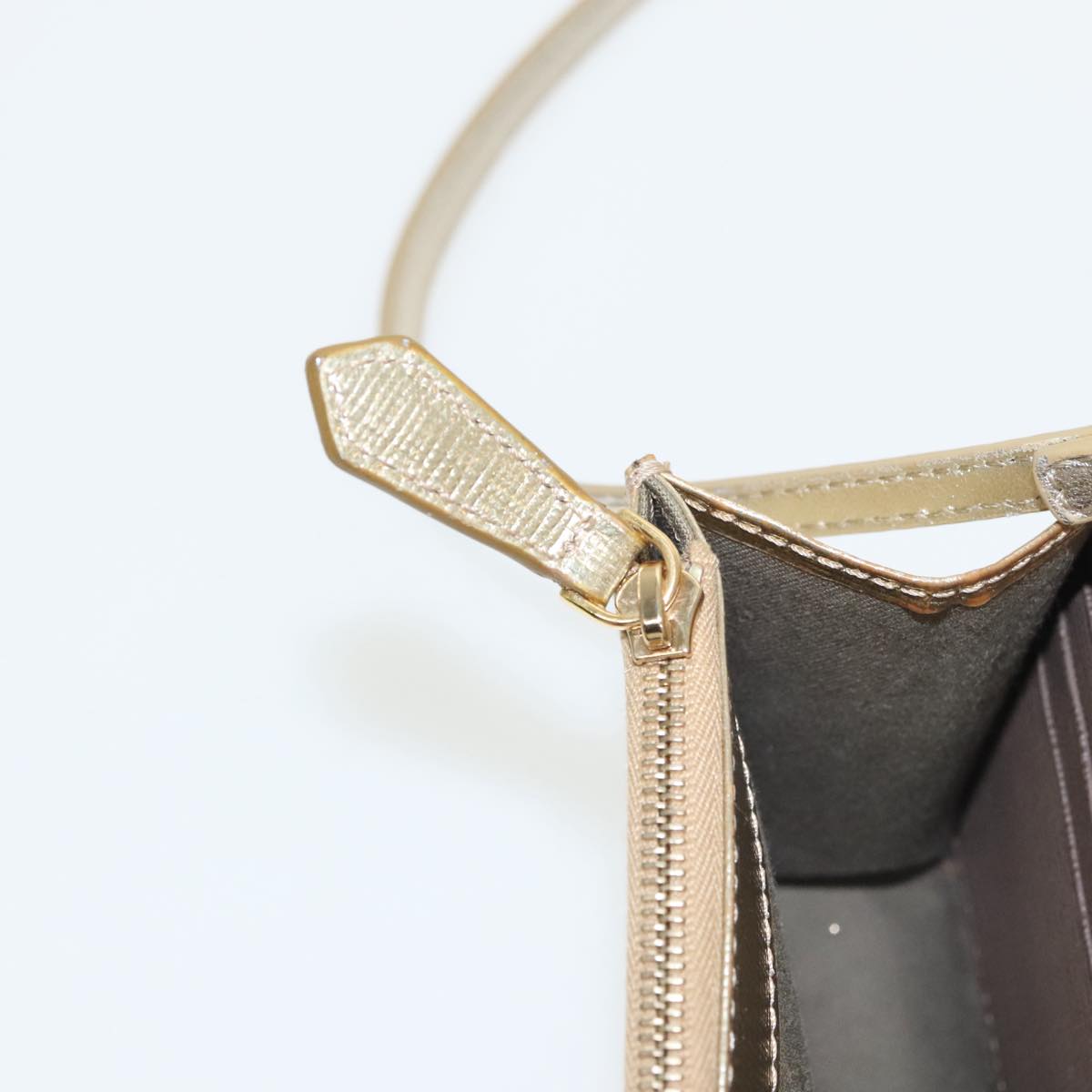 FENDI Shoulder Bag Leather Gold 100718