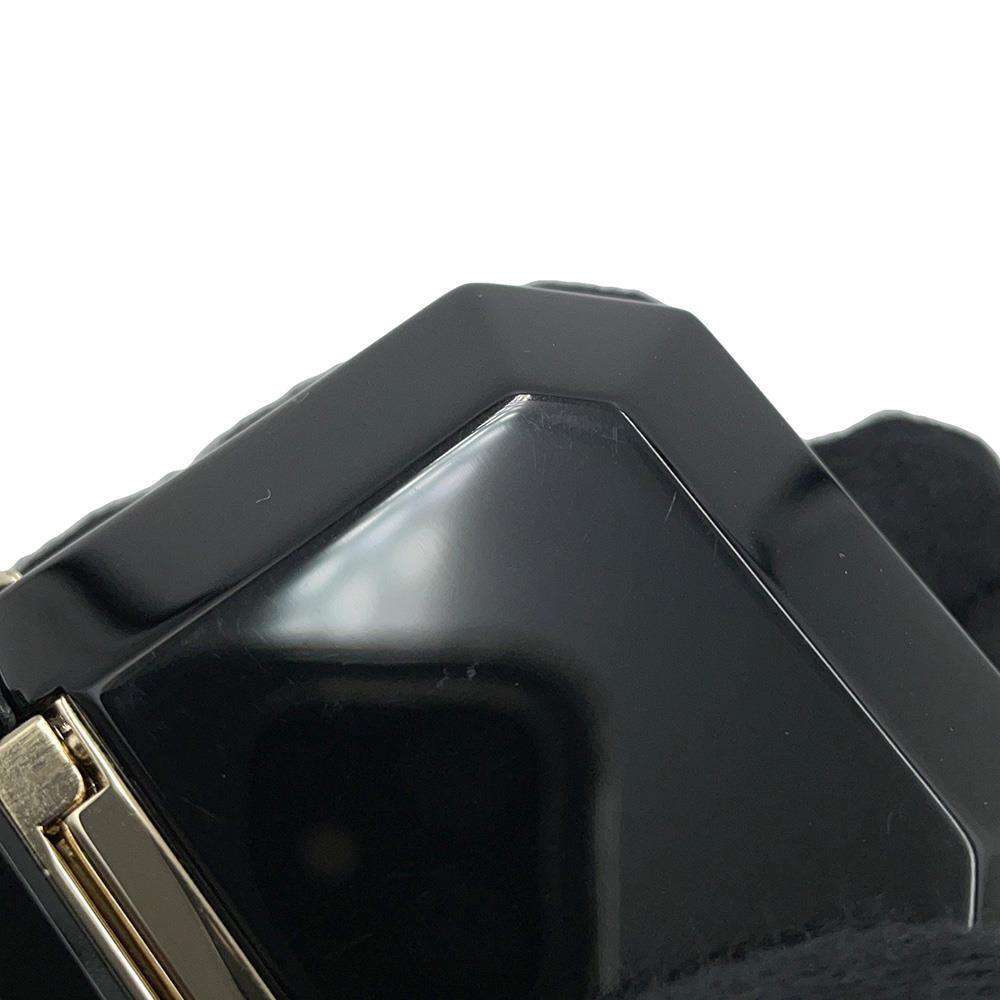 CHANEL Faux Pearl  AirPodsCase BlackAB6425 Metal Faux Pearl  Rhinestone