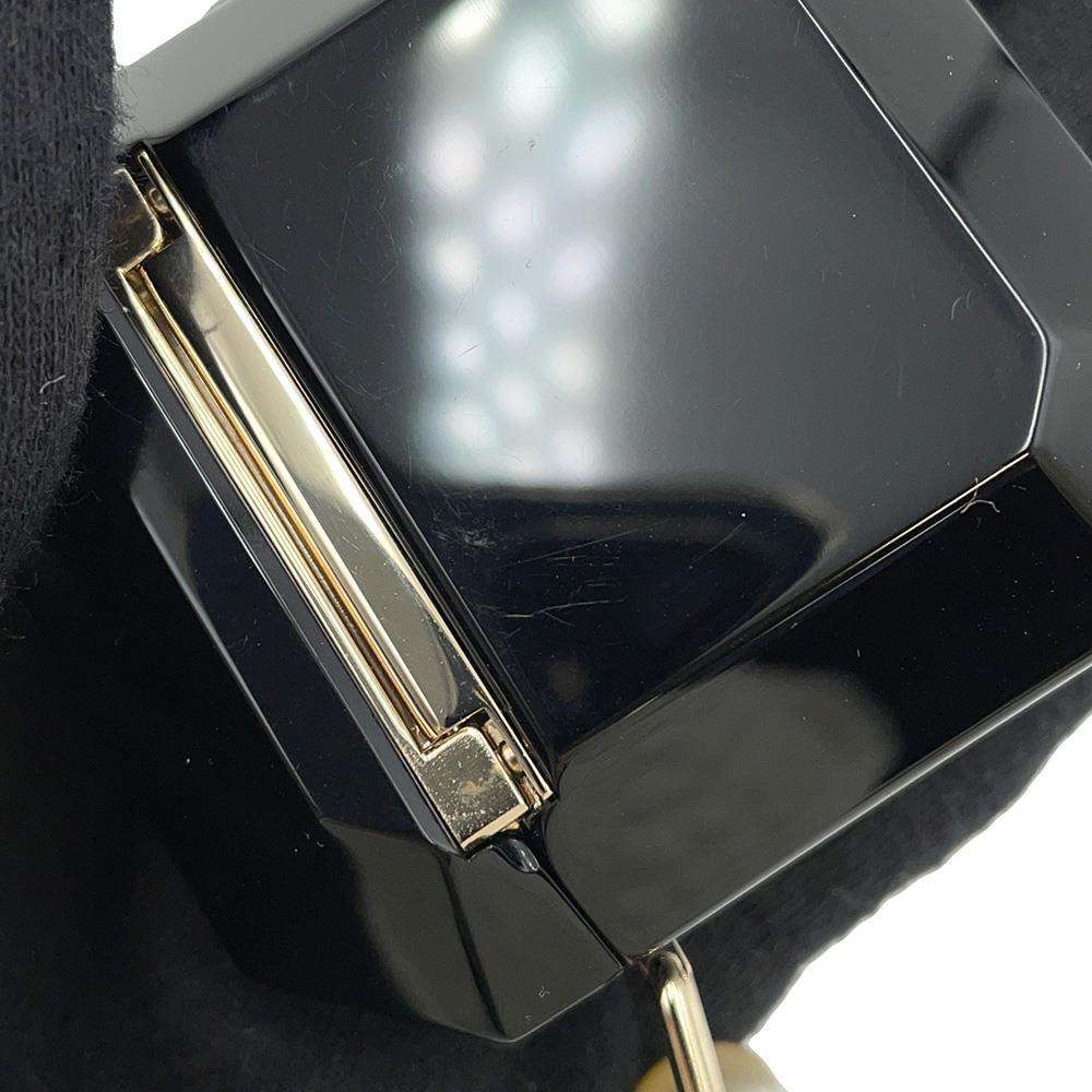 CHANEL Faux Pearl  AirPodsCase BlackAB6425 Metal Faux Pearl  Rhinestone