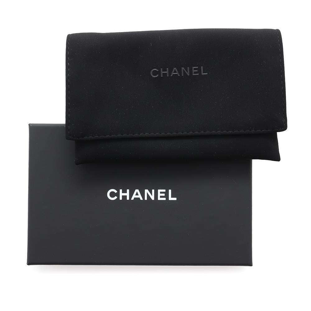 CHANEL Matelasse Zip Keychain WhiteAP0221 Caviar Leather