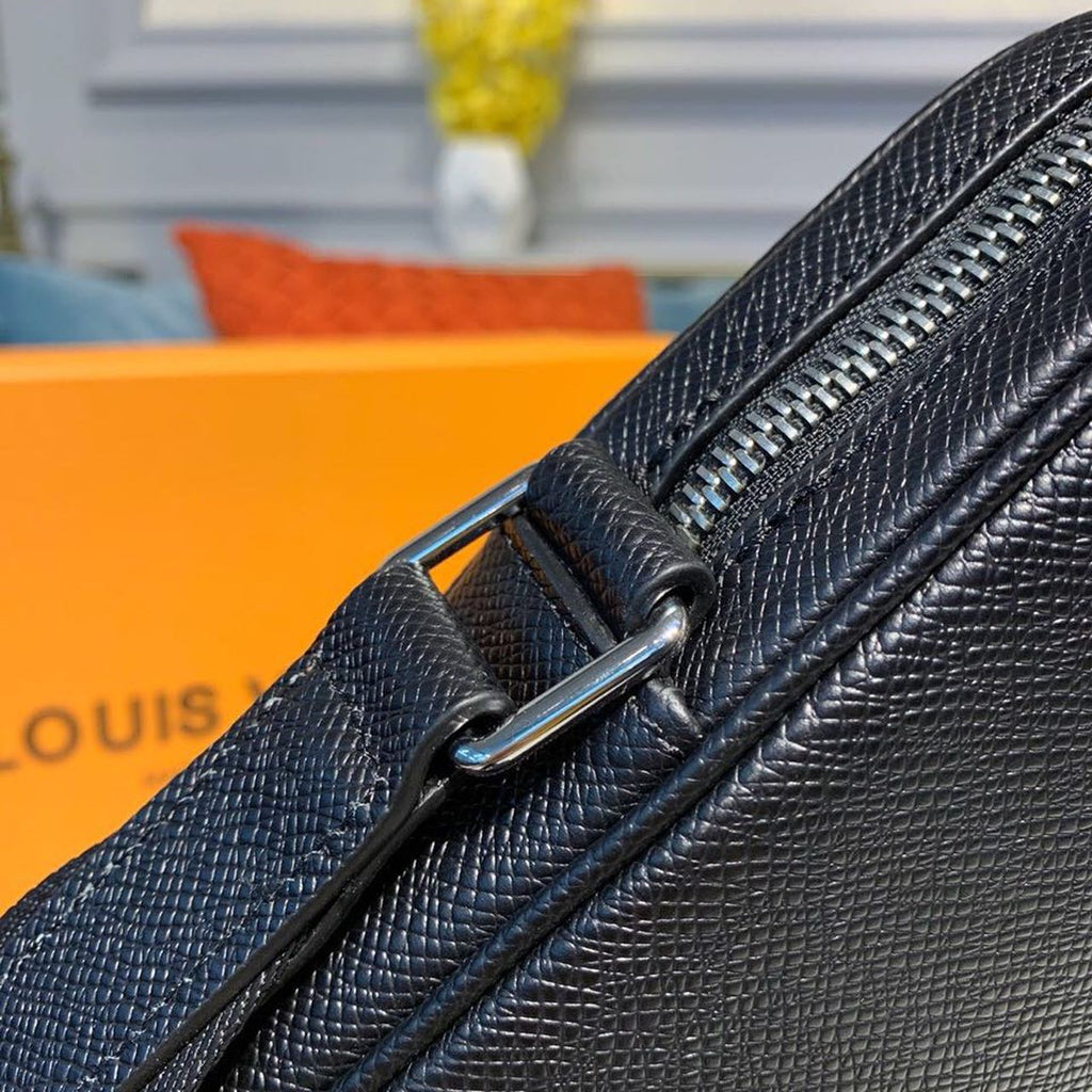 LV Alex Messenger GLAMI Taiga Black For Men, Bags, Shoulder And Crossbody Bags 9.8in/25cm LV M30265