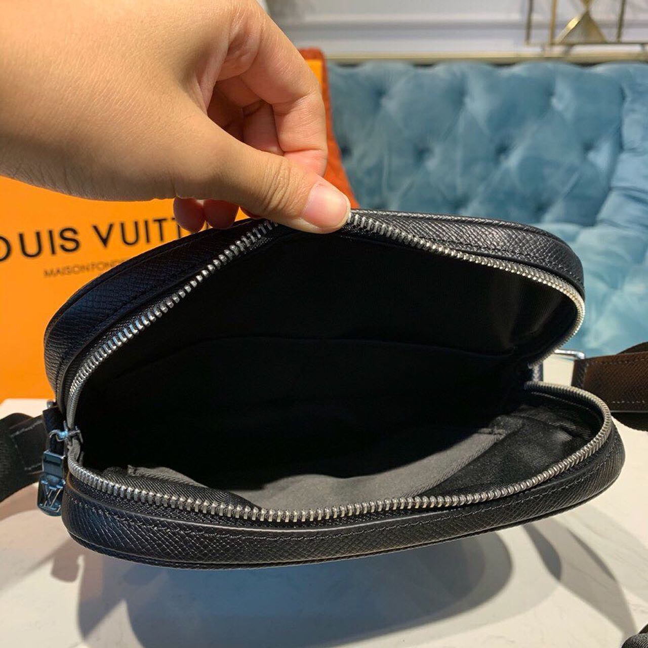 LV Alex Messenger GLAMI Taiga Black For Men, Bags, Shoulder And Crossbody Bags 9.8in/25cm LV M30265