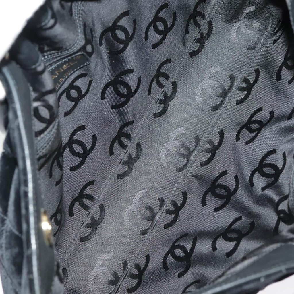 CHANEL Matelasse Hand Bag Velor Black Gold CC 100911