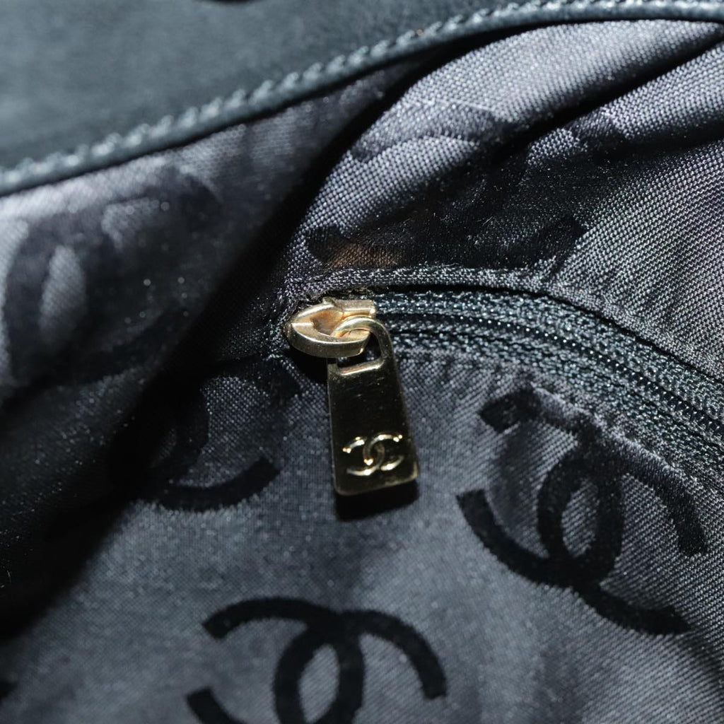 CHANEL Matelasse Hand Bag Velor Black Gold CC 100911