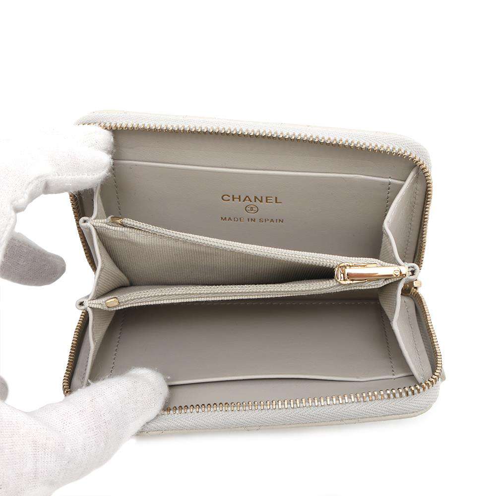 CHANEL Matelasse Coin purse GreigeAP4177 Caviar Leather