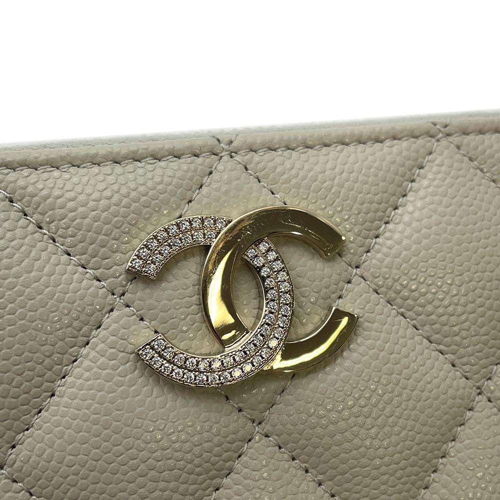 CHANEL Matelasse Coin purse GreigeAP4177 Caviar Leather