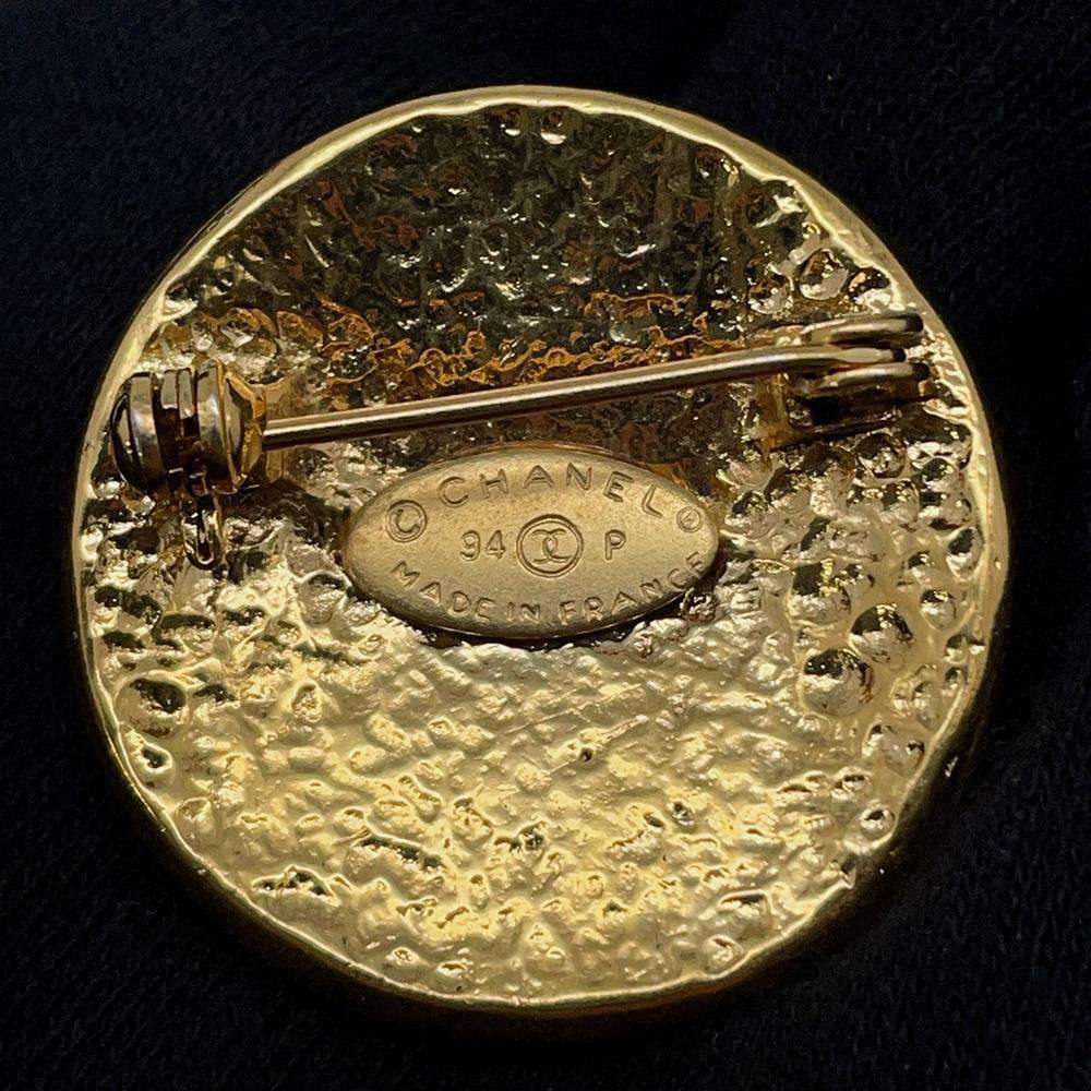 CHANEL CC Logo Brooch Gold Metal