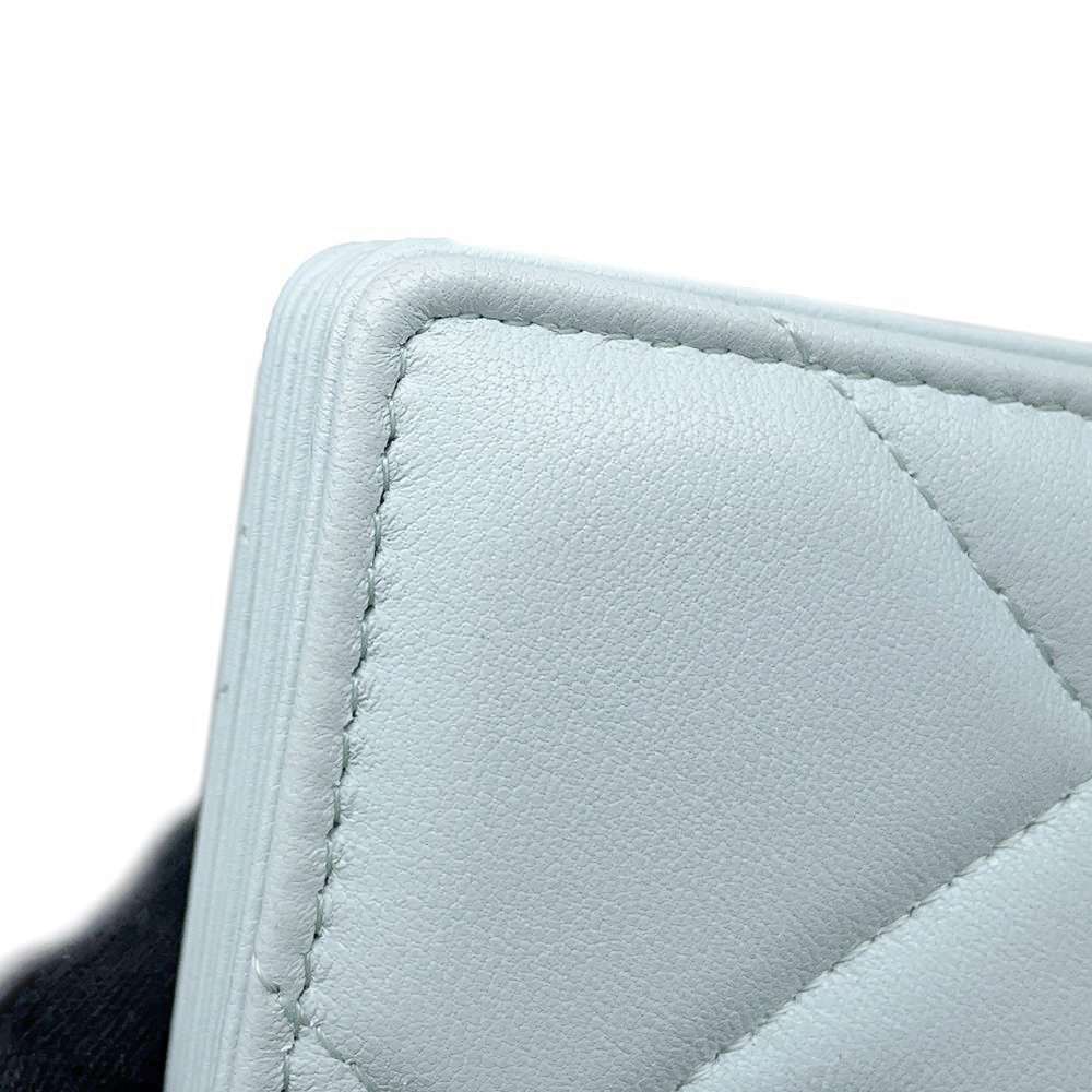 CHANEL CHANEL19 Chain Flap Wallet Light BlueAP1787 Lambskin