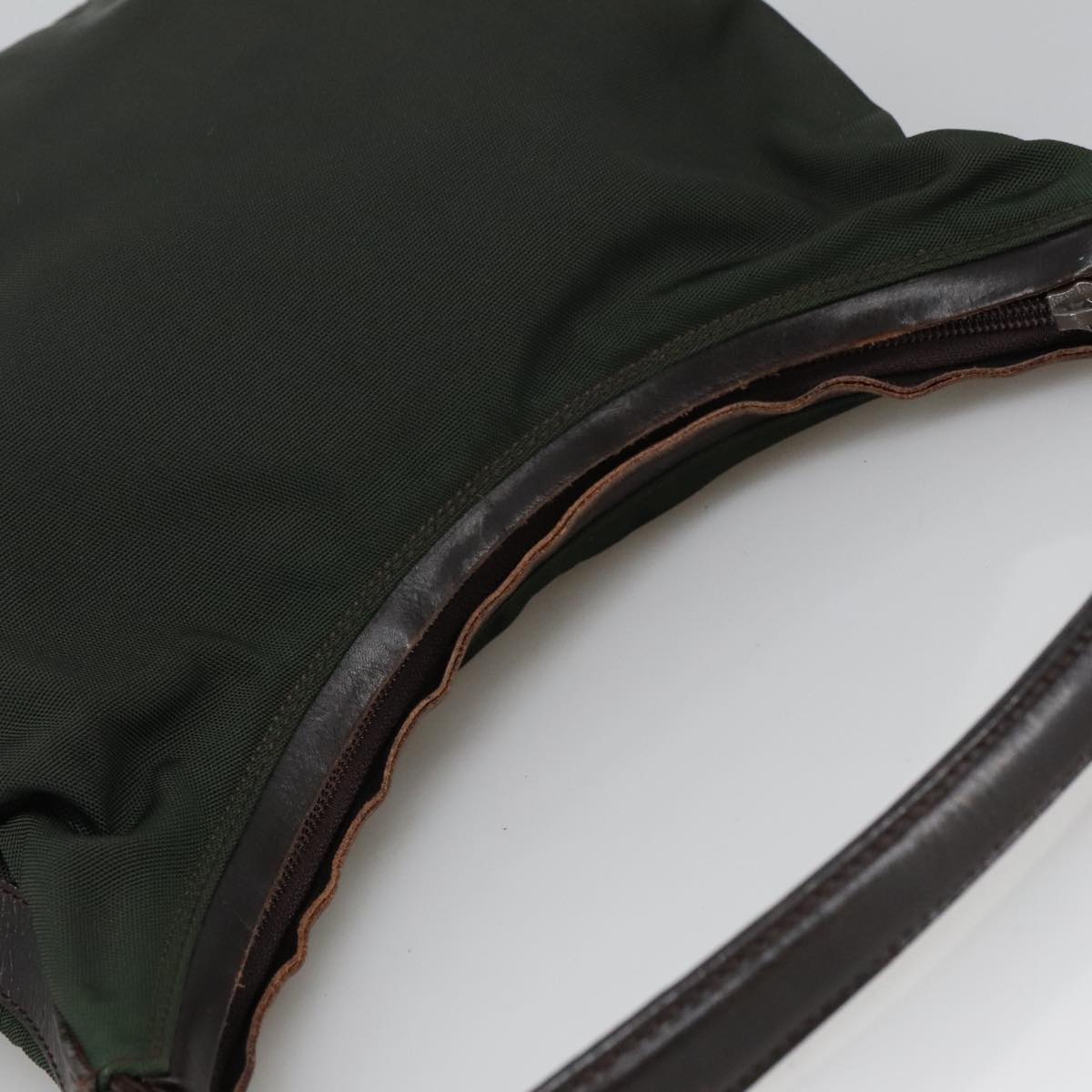 GUCCI Shoulder Bag Nylon Khaki 000 0602 3754 101148