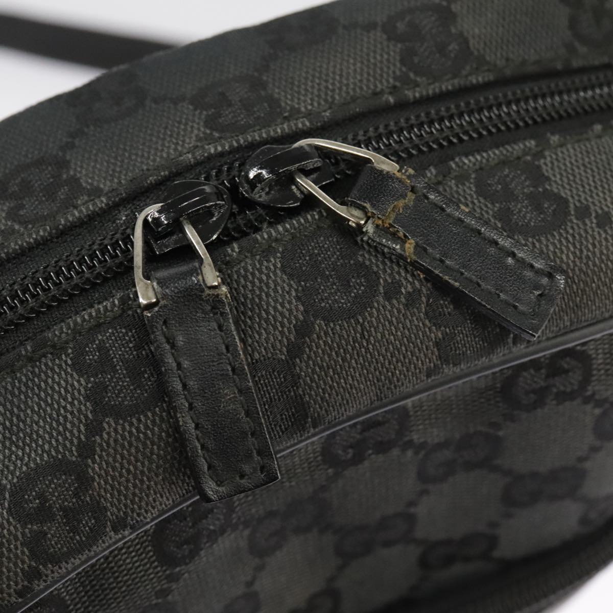 GUCCI GG Canvas Shoulder Bag Black 018 1612 101223