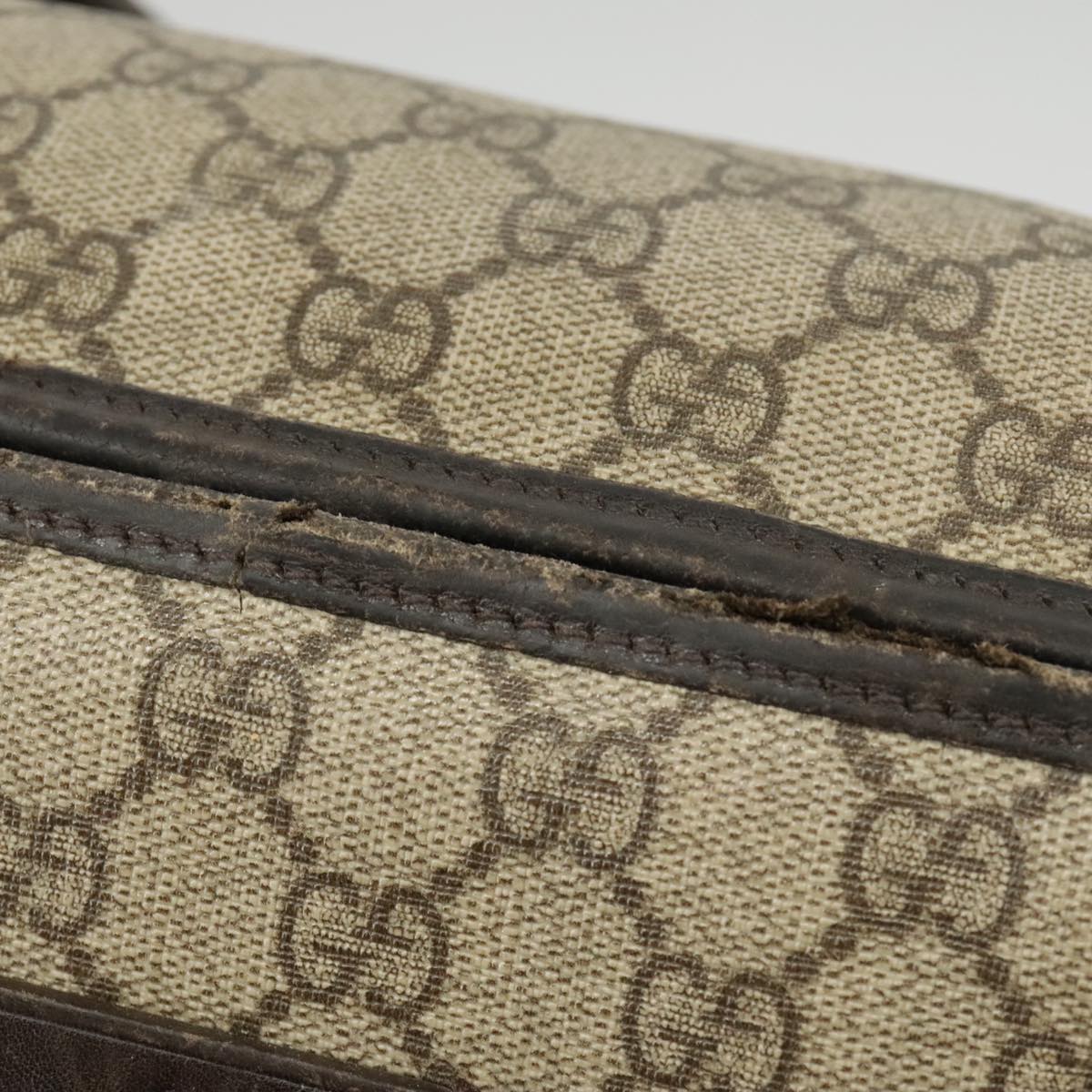 GUCCI GG Supreme Shoulder Bag PVC Beige 101291