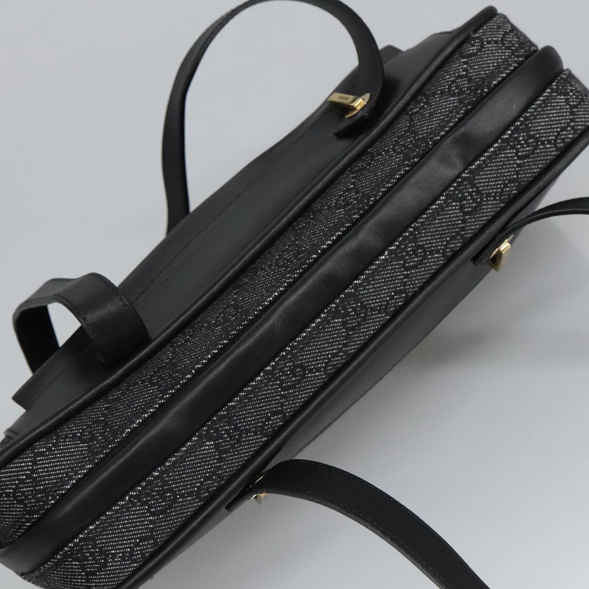 GUCCI GG Canvas Shoulder Bag Black Gold 92729 101322A