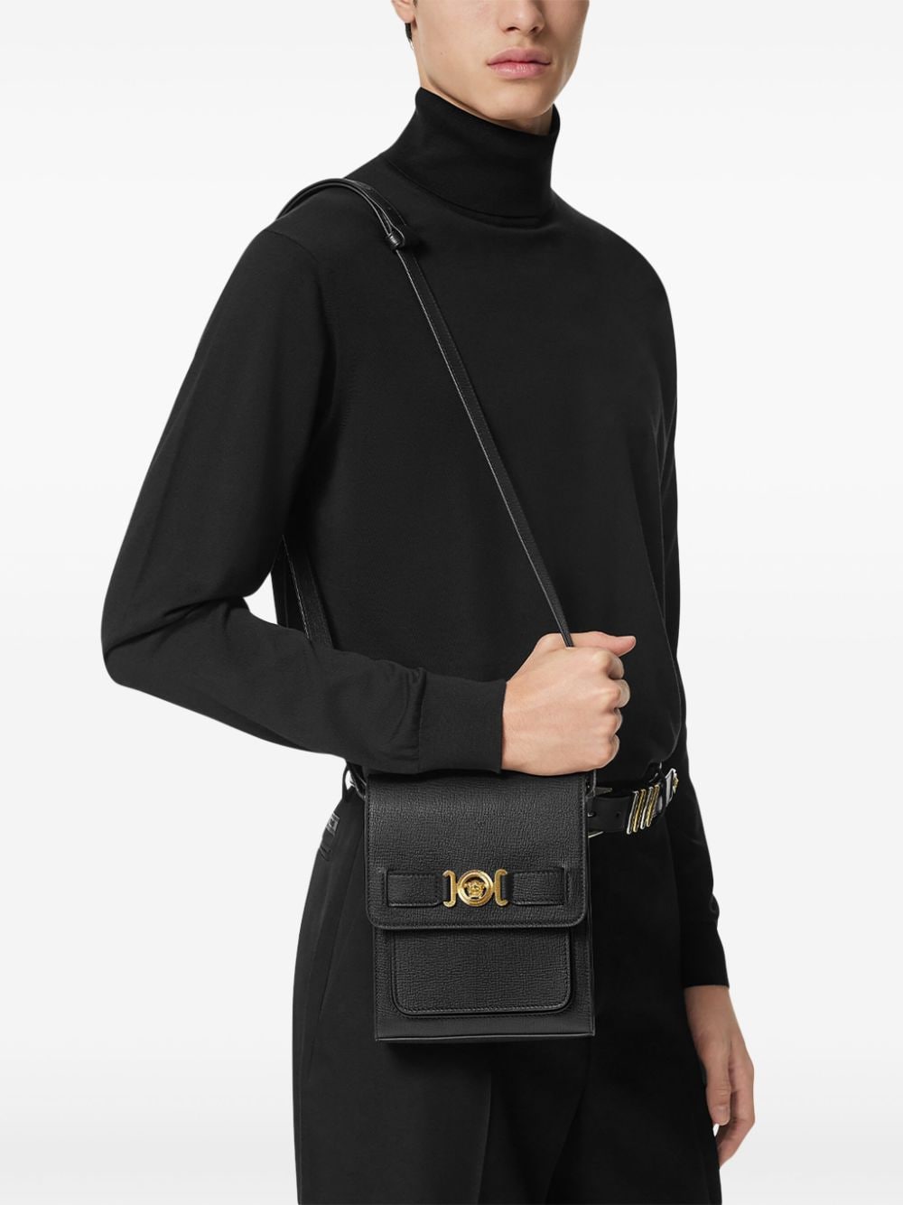 LEATHER MESSENGER BAG