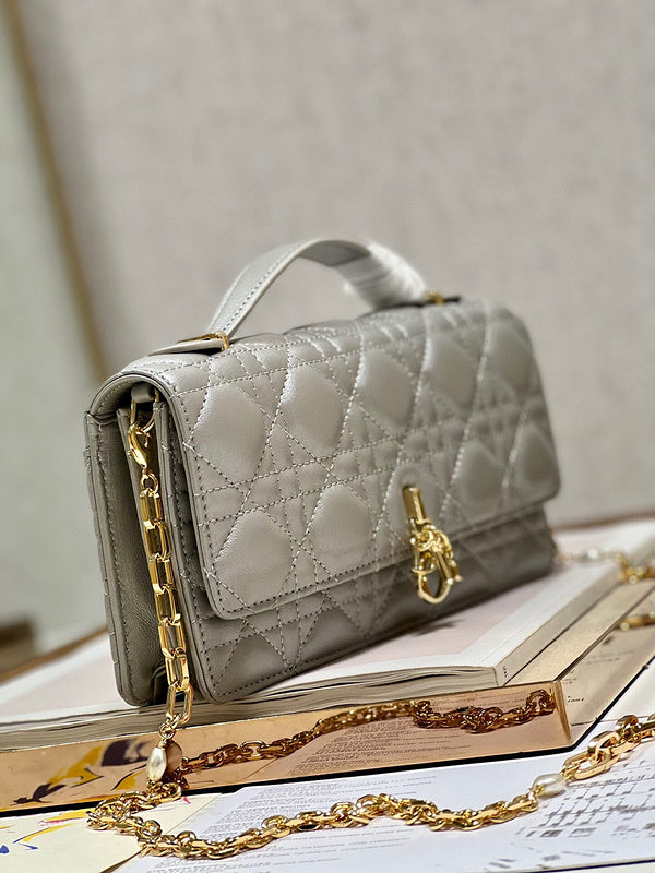 ELE - Dir Bags - 1353