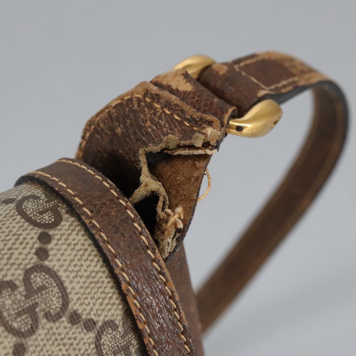 GUCCI GG Supreme Shoulder Bag PVC Beige Gold 001 115 4425 102057