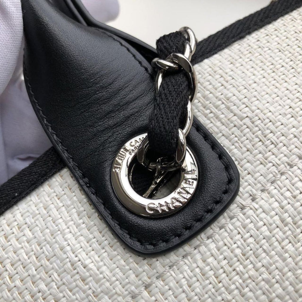 CHLSmall Shopping Bag Silver Hardware White For Women, Women’s Handbags, Shoulder Bags 15.2in/39cm AS3257