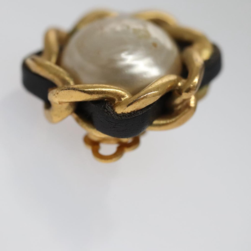 CHANEL Earring metal Gold CC 103474
