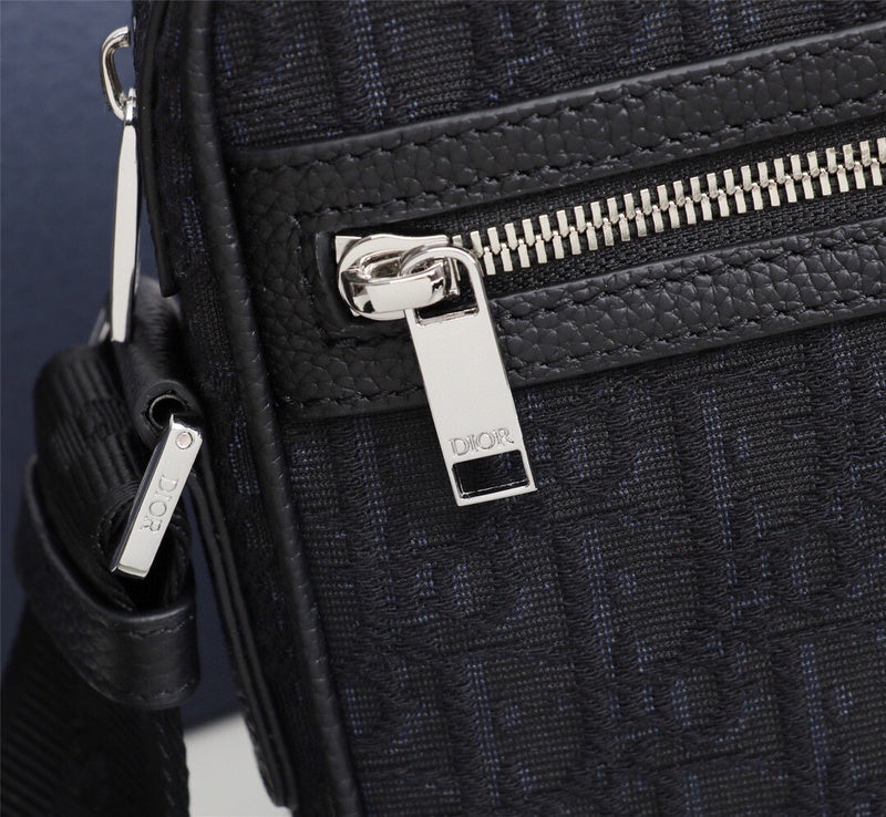 ELE - Dir Bags - 1536