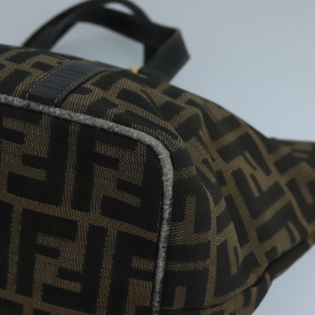 FENDI Zucca Canvas Hand Bag Brown Black gold 104531