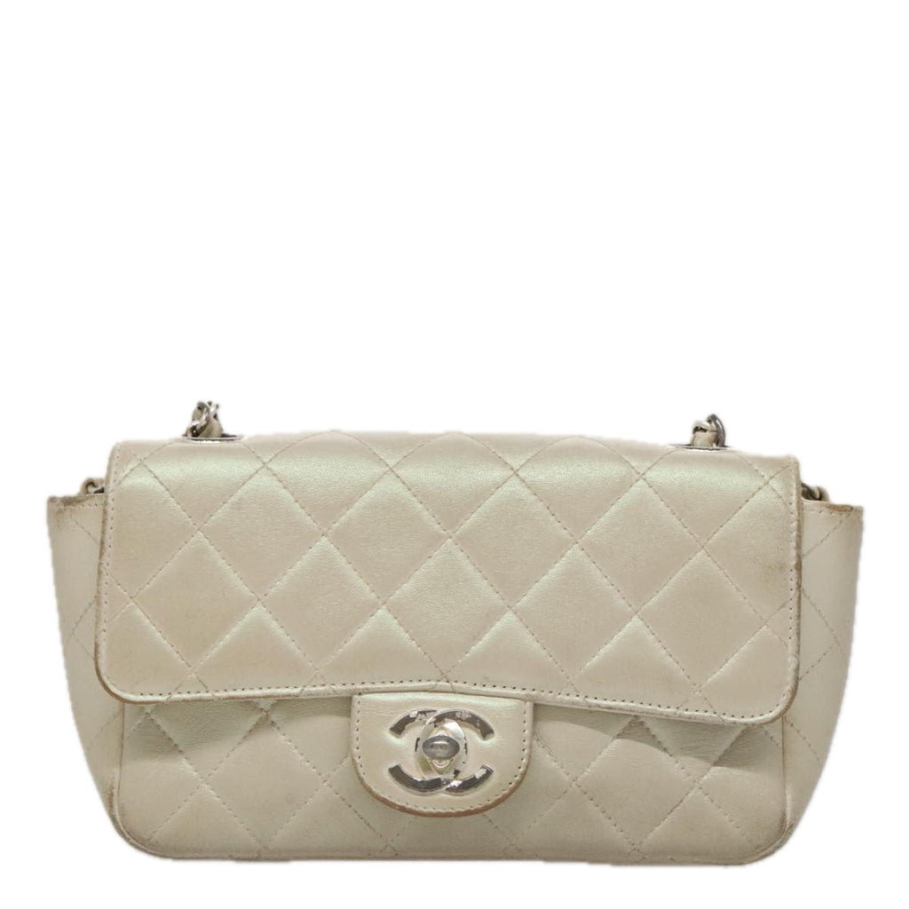 CHANEL Matelasse Chain Shoulder Bag Lamb Skin Pink CC 104774