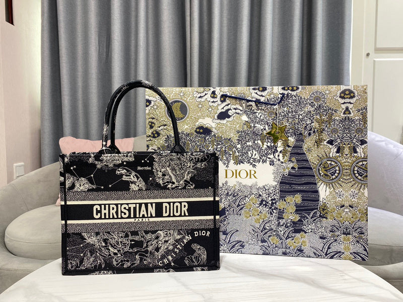 BLUSH BAGZ - Dior Bags - 1945