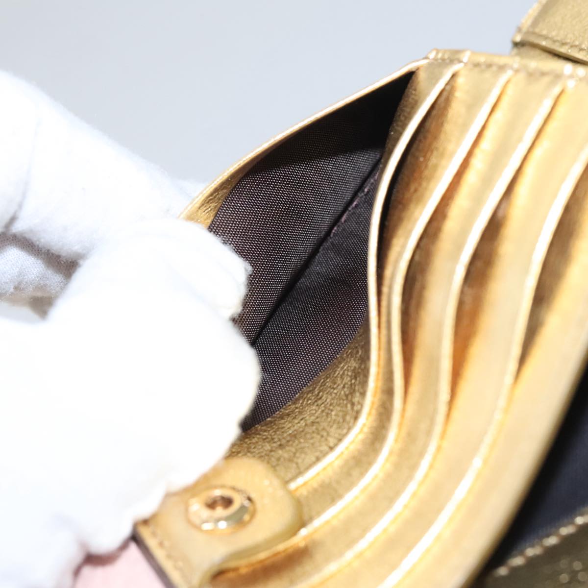 FENDI Peek A Boo Wallet Leather Pink 105912