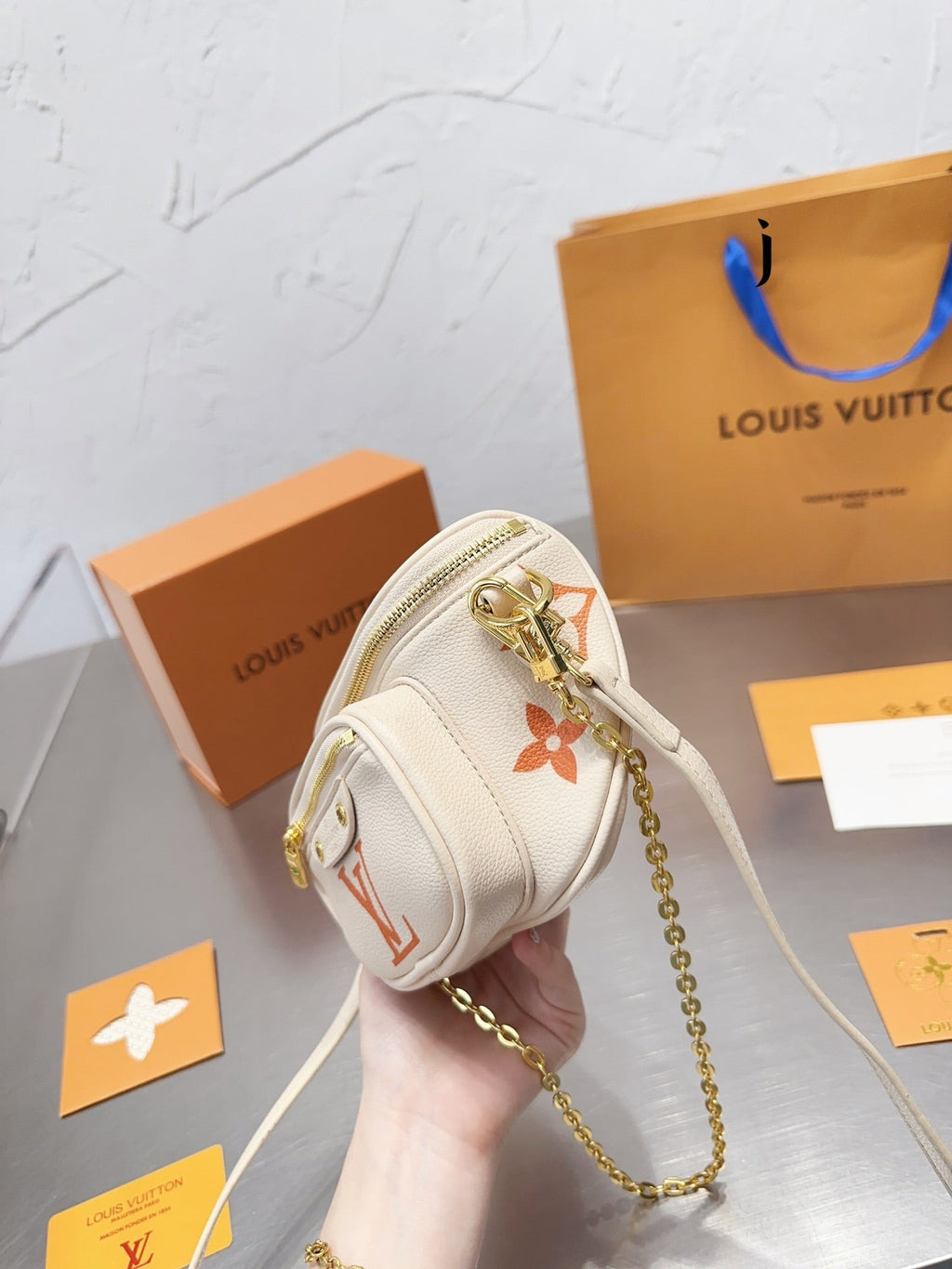 EN - Luxury Bags LUV 841