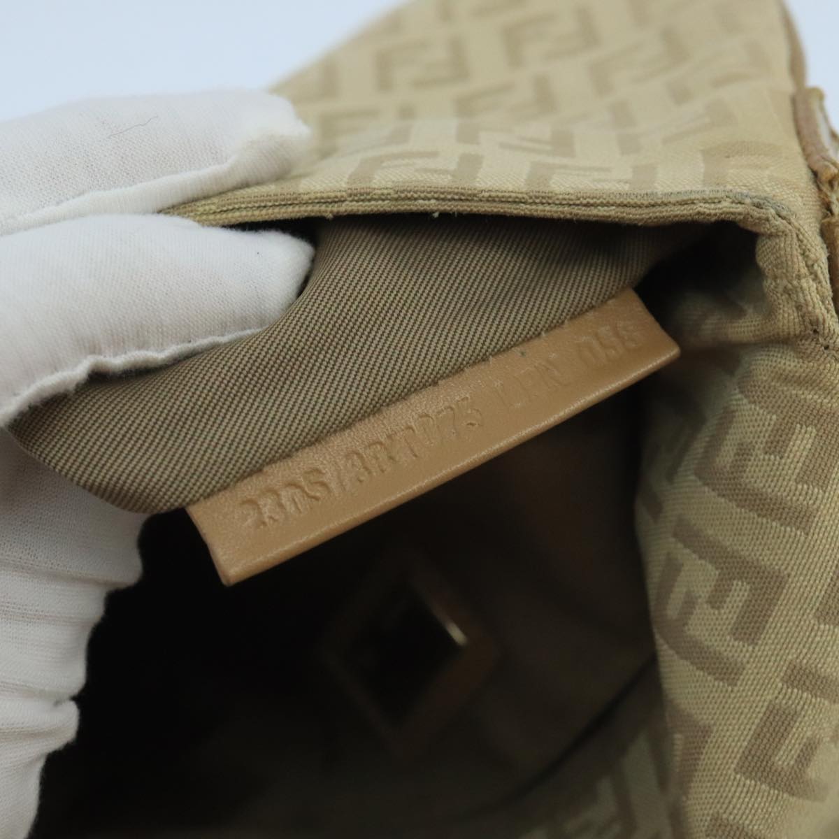 FENDI Zucchino Canvas Shoulder Bag Beige 106561
