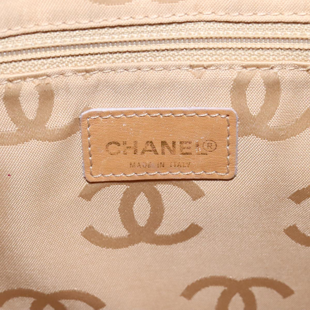 CHANEL Wild Stitch Matelasse Shoulder Bag Leather Beige Gold CC 106837