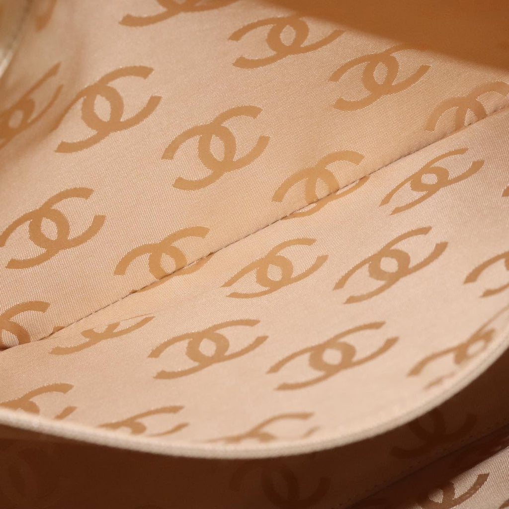 CHANEL Wild Stitch Matelasse Shoulder Bag Leather Beige Gold CC 106837