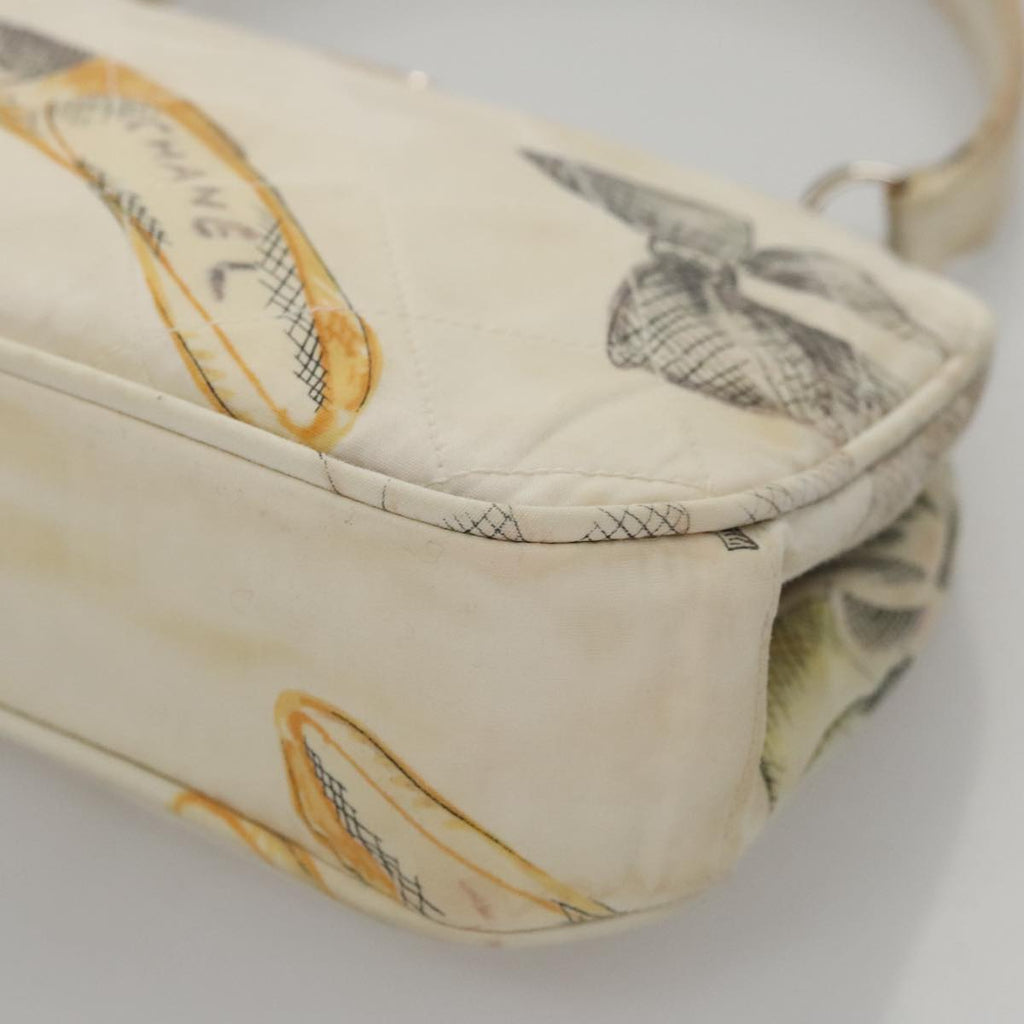 CHANEL Matelasse Hand Bag Canvas White CC 107506