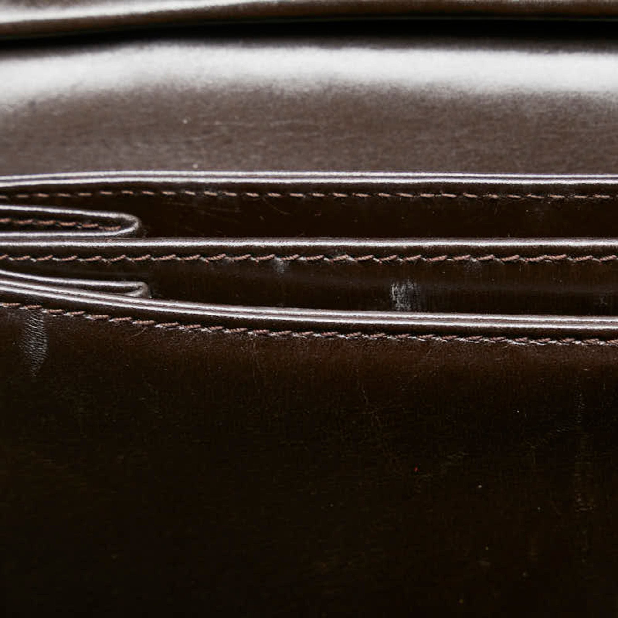 Gucci G Logo