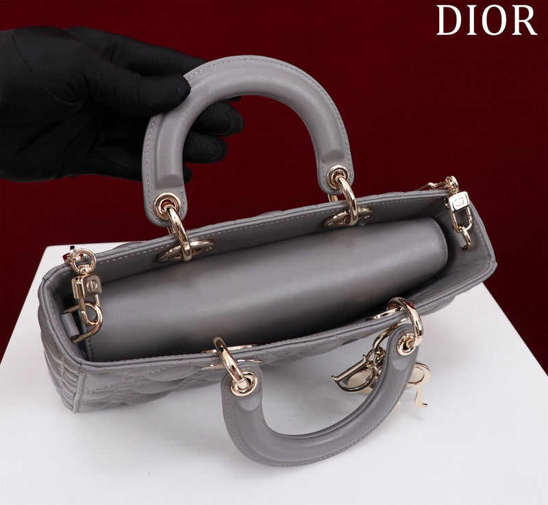 ELE - Dir Bags - 704