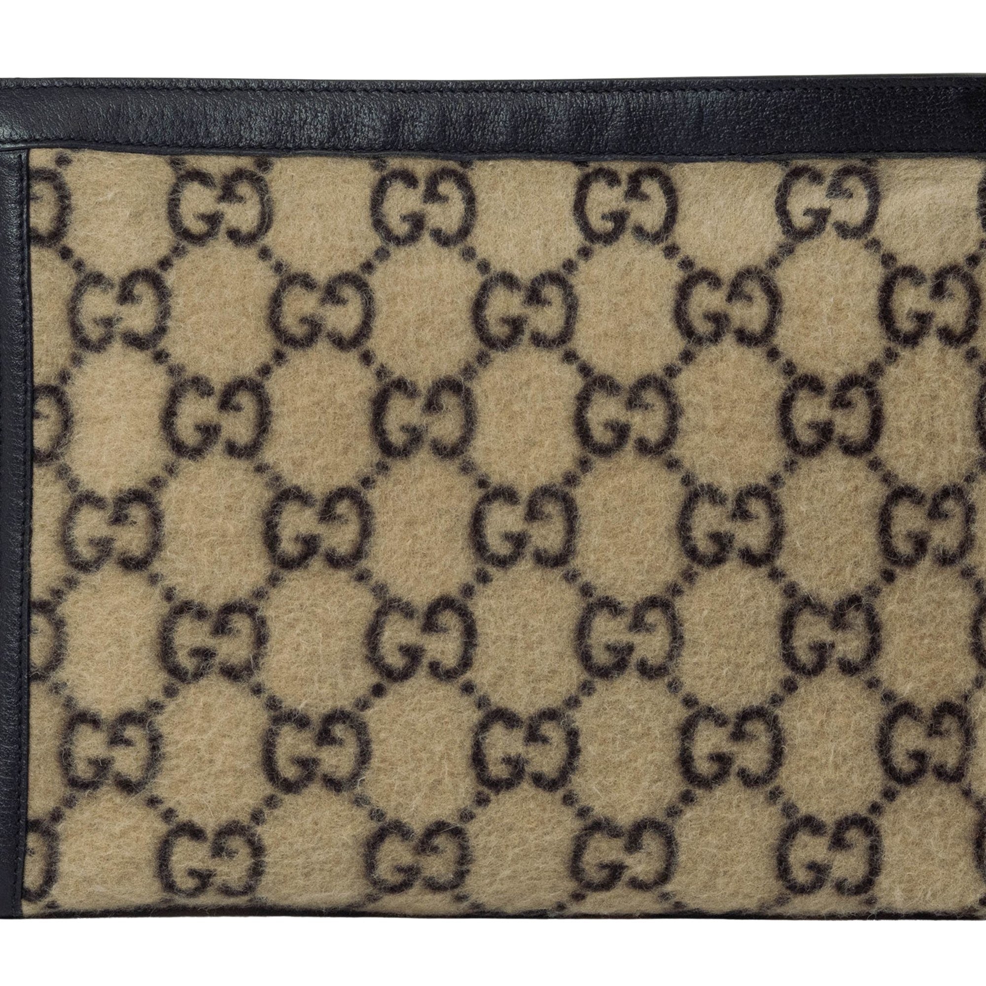 Gucci GG pattern