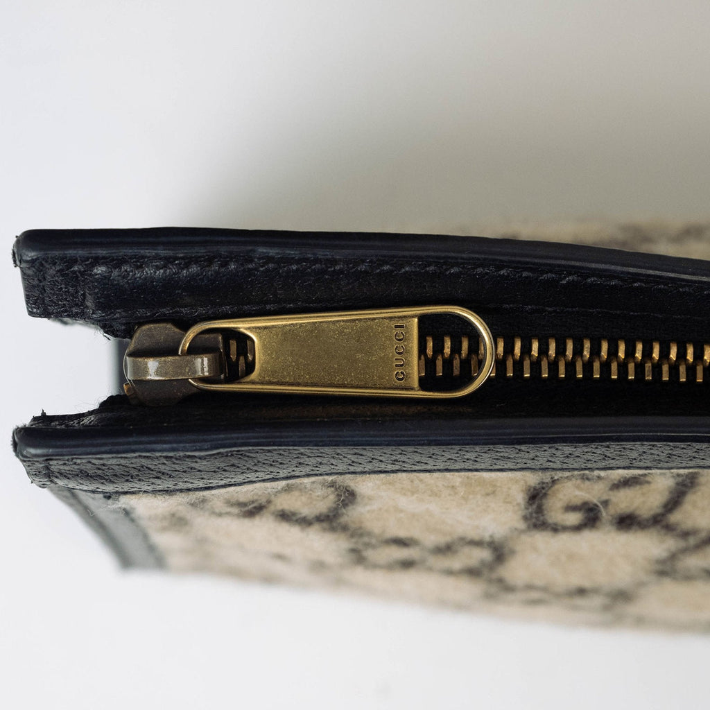 Gucci GG pattern