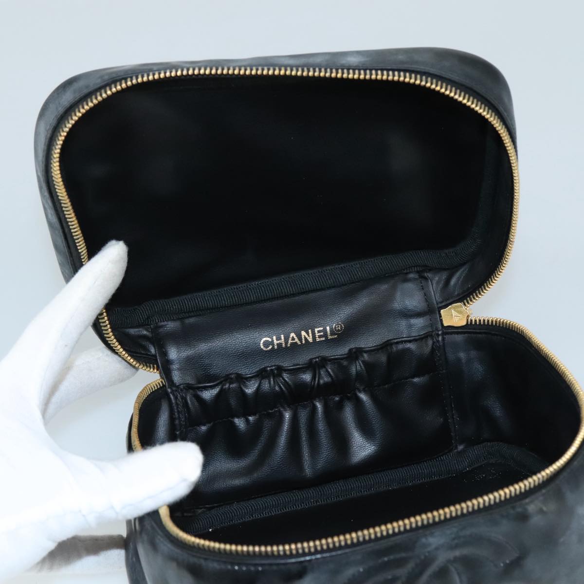 CHANEL COCO Mark vanity Pouch Patent leather Black Gold CC 108580